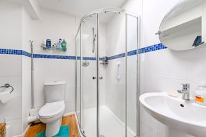 En-Suite- click for photo gallery